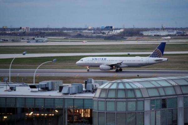 United Airlines Tangguhkan Penerbangan ke Asia