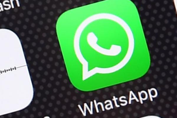 Aplikasi Whatsapp Sempat Down pada Malam Tahun Baru