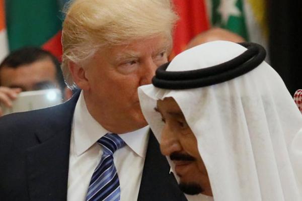 Trump Sebut Pejabat Saudi Memerah Susu Negara Sendiri