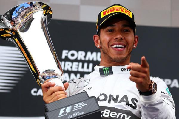Hamilton Kritik F1 Tak Bersuara Soal Pembunuhan Floyd