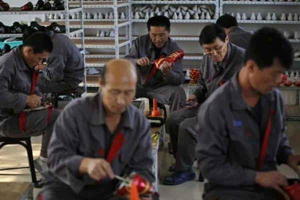 Begini Cara China Usir Buruh Korut di Negaranya