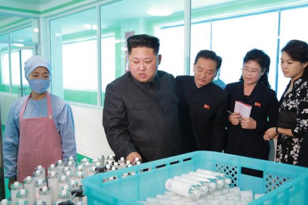 Ledek Trump, Kim Jong-un Kunjungan ke Pabrik Kosmetik