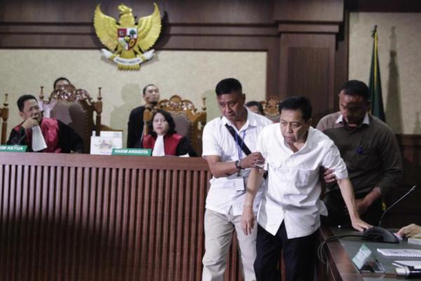 Tok, Sidang Dakwaan Terdakwa Novanto Dibacakan Jaksa KPK