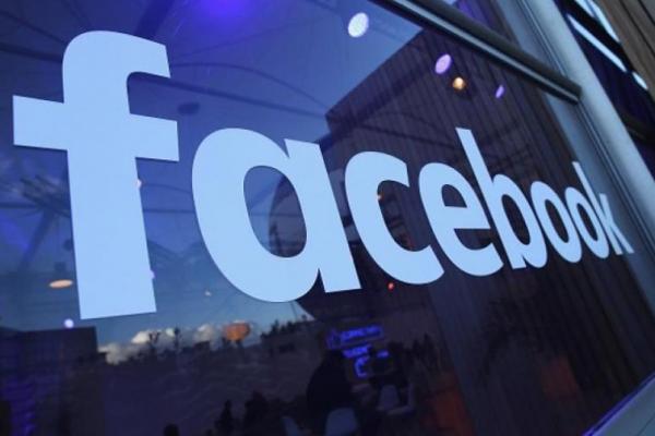 Facebook Tutup Akun Pemimpin Partai Sayap Kanan Inggris