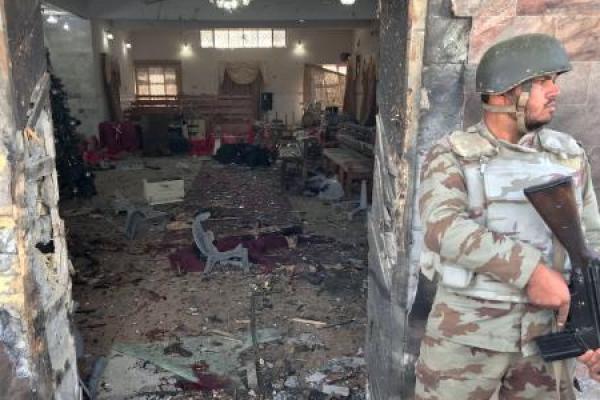 Bom Bunuh Diri Tewaskan Sembilan Orang di Pakistan