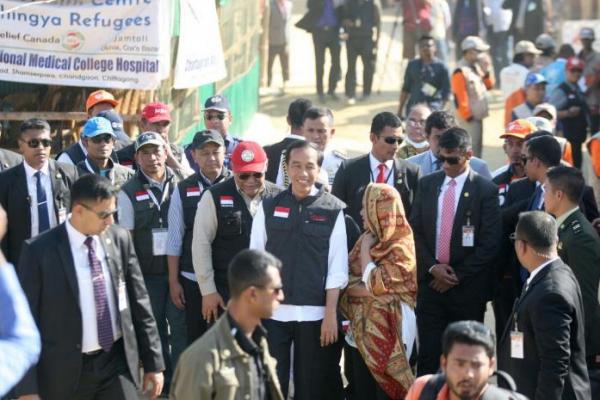 Bersama Jokowi, Baznas Salurkan Bantuan untuk Pengungsi Rohingya