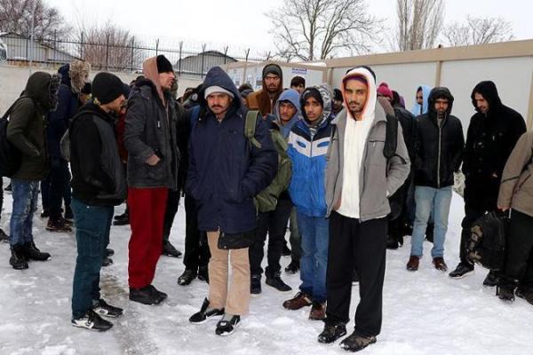 Nekat Lewati Perbatasan, Puluhan Warga Arghanistan Ditahan