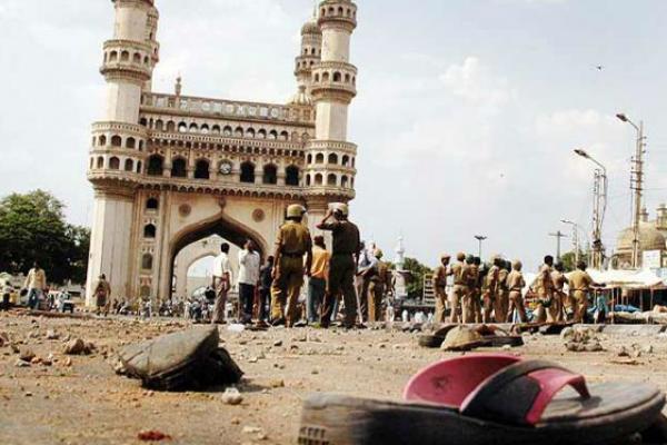 Pengadilan India Bebaskan Tersangka Pengebom Masjid 2007