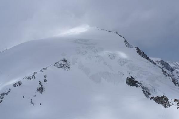 Badai Salju Tewaskan Empat Pemain Ski di Pegunungan Alpen