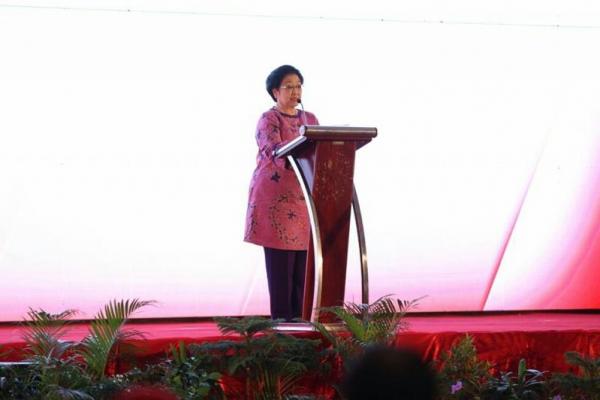 Megawati Sebut Perawat Ujung Tombak Kesehatan Rakyat
