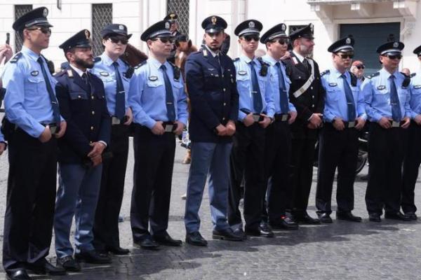 China Kirim Polisi ke Italia