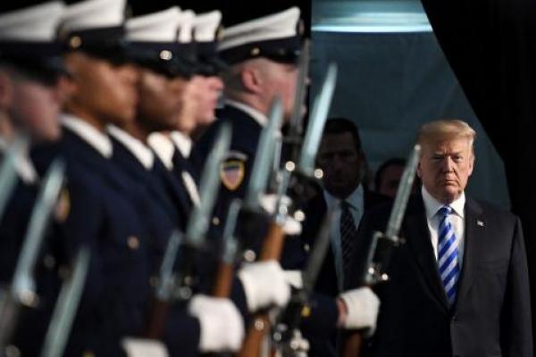 Angkatan Laut AS Membangkang dari Perintah Trump