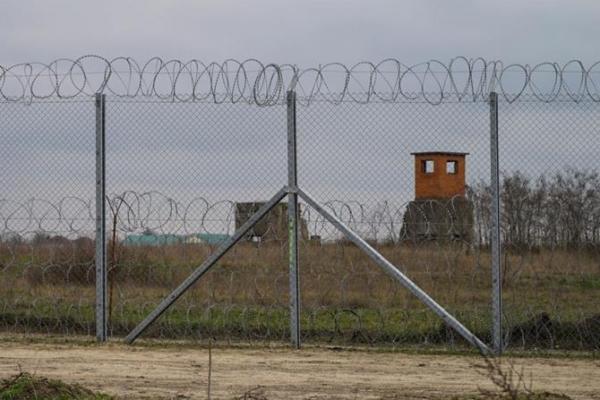 Hungaria Hengkang dari Perjanjian Migrasi Global