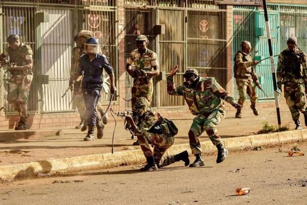Militer ZimbabwE Tembaki Demontrasi Oposisi