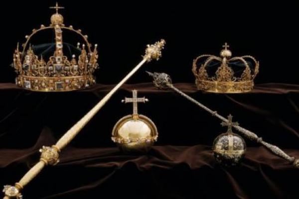 Mahkota Kuno Peninggalan Raja Swedia Dicuri