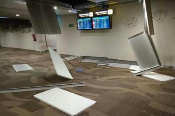 Plafon Bandara Ngurah Rai Jebol Akibat Gempa