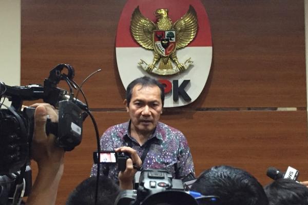 KPK Ingatkan Menag Lukman Hakim Soal Kartu Nikah