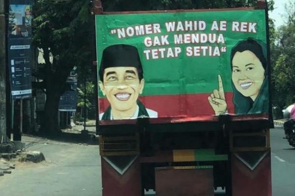 Truk Dukungan untuk Jokowi Bermunculan di Jatim