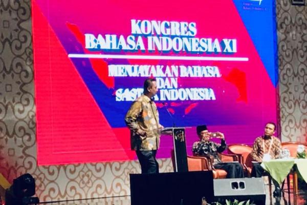 DPR: Butuh 8.000 Kosakata Bahasa Indonesia per Tahun
