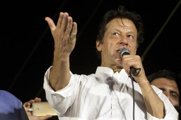 Khan Prediksi akan Ada Pertumpahan Darah di Perbatasan India-Pakistan
