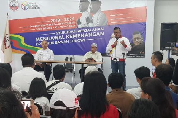 Bersama Relawan Arus Bawah, Hasto Tegaskan Jokowi-Ma`ruf Akan Merangkul Semua