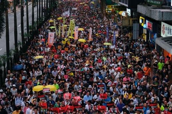 Hongkonger Suarakan Anti Totaliterisme Global