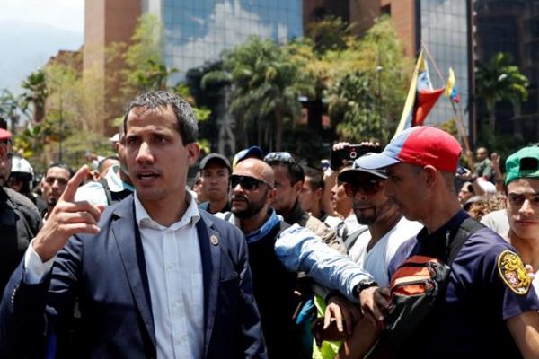 Ribuan Rakyat Venezuela Kembali Turun ke Jalan