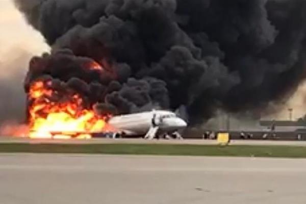 Penyebab Pesawat Rusia Terbakar Belum Diketahui