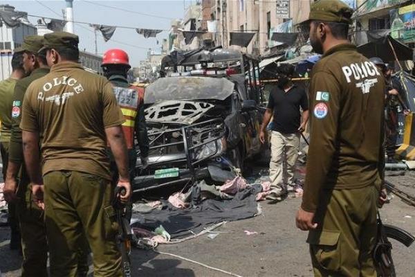 Ledakan Pos Pemeriksaan Polisi Pakistan Tewaskan Sembilan Orang