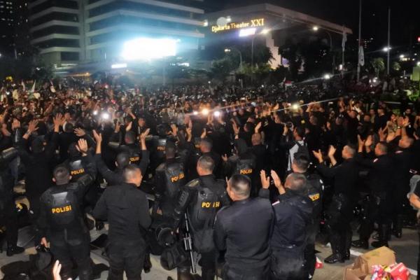 Kronologis Kerusuhan di Aksi 22 Mei, 9 Polisi Terluka