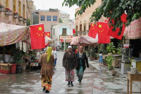 China Klaim Sudah Pulangkan Sebagian Muslim Uighur