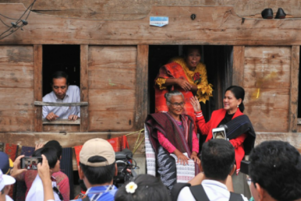 Perbaikan Rumah Adat Batak Samosir untuk Destinasi Wisata
