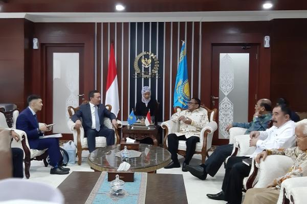 Ketua DPD Oesman Sapta Sambut Baik Kerja sama Investasi Indonesia-Kazakhstan