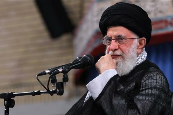 Ayatollah Khamenei Ampuni Perusuh di Iran