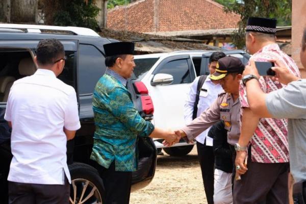 Detik-detik Penusukan Wiranto oleh Pria Berinisial SA