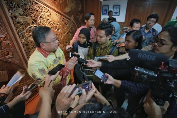 Menristek Sebut Rapid Test Indonesia Lebih Unggul dari China