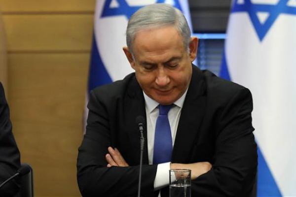 Seruan Menurunkan PM Israel Makin Kencang