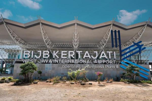 Jemaah Haji Jabar Tahun Ini Terbang dari Bandara Kertajati