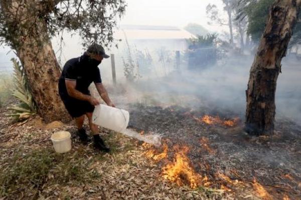 Kabakaran Hutan Australia Terlihat dari Luar Angkasa