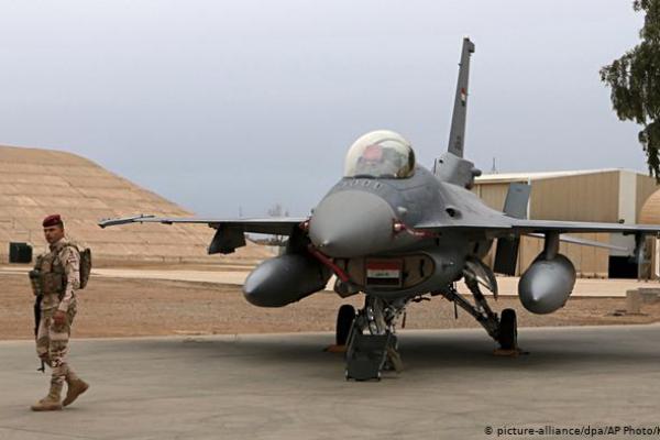 Roket Menghantam Pangkalan Udara Irak untuk Menampung Pasukan AS