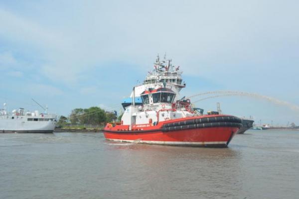 Pelindo III Sosialisasi Sistem Pandu dan Tunda di Pelabuhan Tanjung Emas