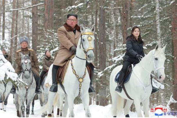 Korea Selatan Konfirmasi Kim Jong un Tidak Sakit Parah