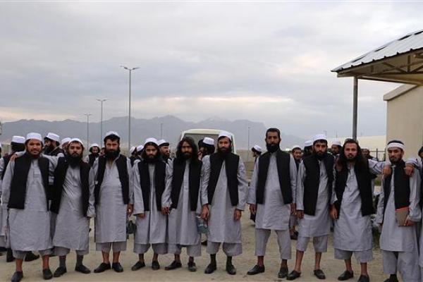 Afghanistan Klaim Bebaskan 900 Militan Sejak Kesepakatan AS-Taliban