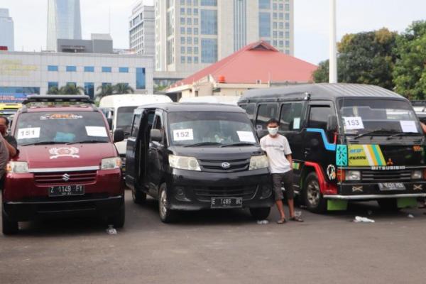 Bawa Pemudik, 40 Travel Gelap Diamankan di Bekasi