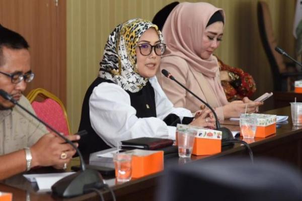 Komisi VIII DPR Minta Uang Jemaah Haji Dikembalikan