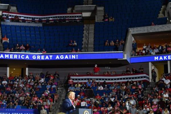 Kampanye Pertama Trump di Tulsa Gagal Tarik Massa