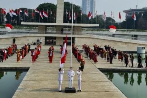 HUT Kemerdekaan RI ke-75, Hasto Ajak Gotong Royong Hadapi Situasi Sulit