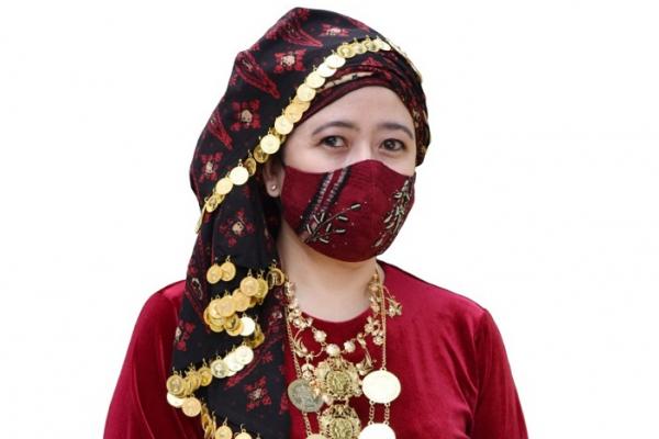 Upacara Peringati Kemerdekaan Indonesia, Puan Maharani Kenakan Tengkuluk Jambi