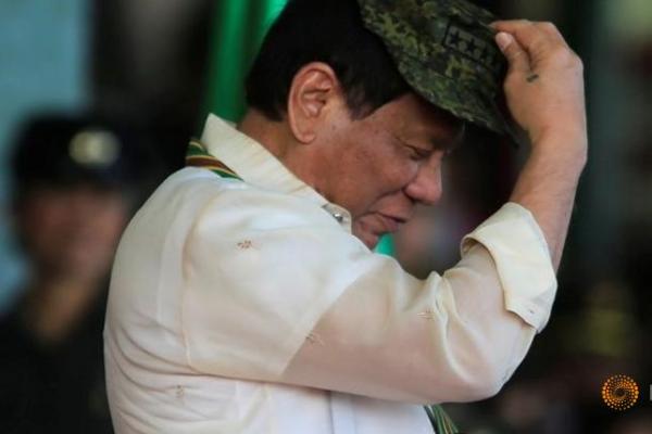 Sara Duterte-Carpio, yang saat ini menjadi walikota Davao, mengatakan pada Kamis (9/9) dengan keputusan ayahnya untuk mencalonkan diri sebagai wakil presiden, dia tidak akan mencalonkan diri untuk jabatan puncak.