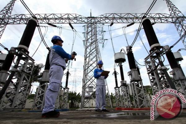 Kementerian Energi dan Sumber Daya Mineral (ESDM) menilai tarif listrik Indonesia masih kompetitif bila dibandingkan dengan negara lain di kawasan Asia Tenggara.